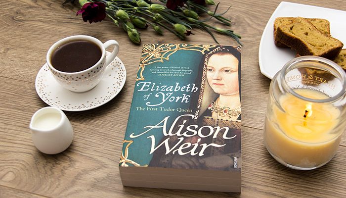 Elizabeth of York: The First Tudor Queen by Alison Weir