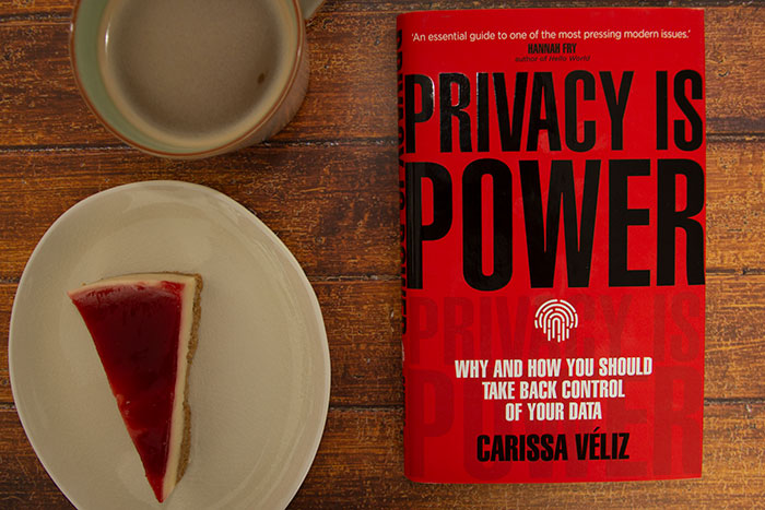 Privacy is Power by Carissa Véliz
