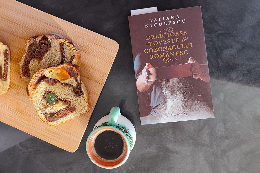 Delicioasa poveste a cozonacului românesc by Tatiana Niculescu Bran
